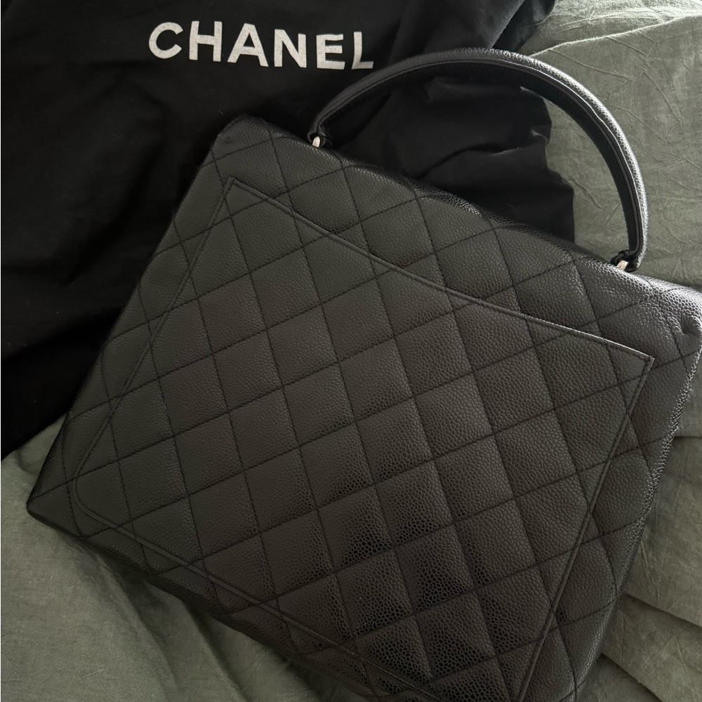 Chanel Black Silver CC Caviar Kelly Top Handle Bag - Picture 3 of 15